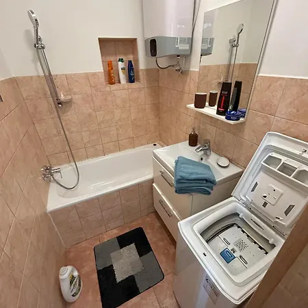 Ceska 23 * ברטיסלאבה