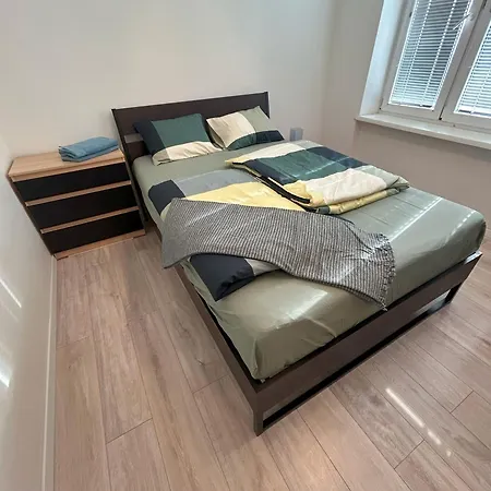 Apartment Ceska 23 *