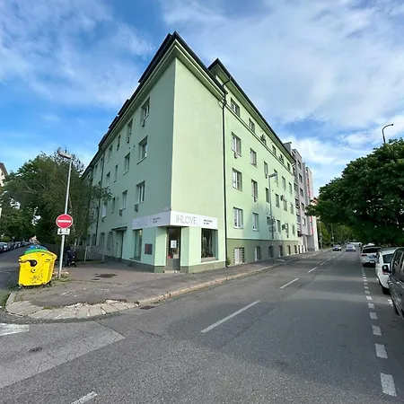 Ceska 23 * Bratislava